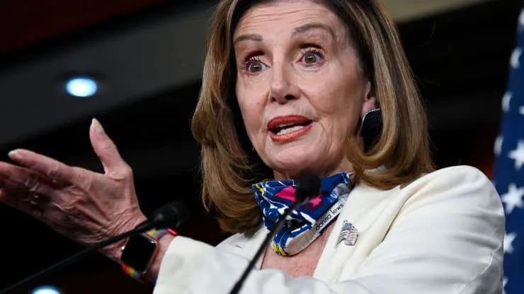 佩洛西与姆努钦继续缩小分歧，今天或是大选前达成协议的最后期限