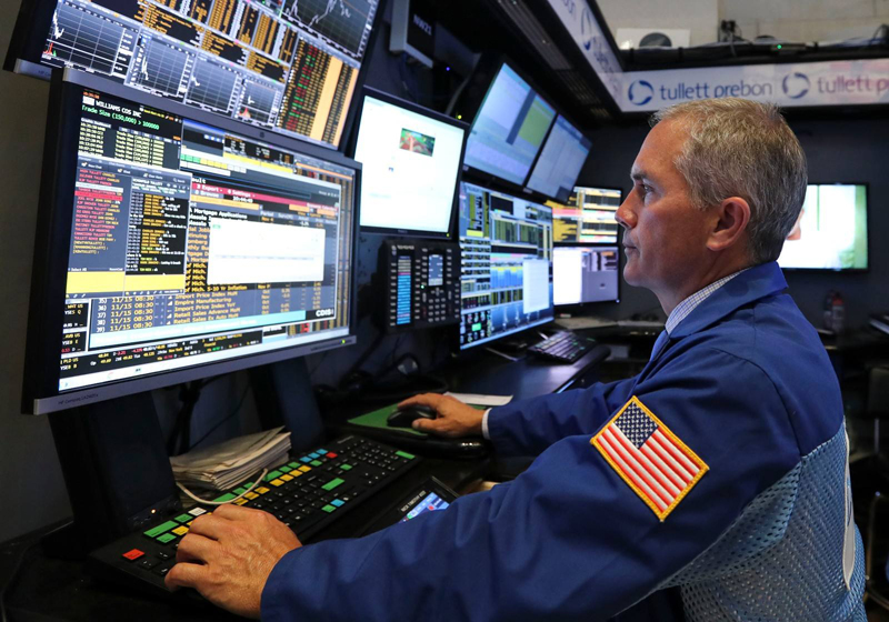 市场零距离 | 复苏基金仍未落地，欧元恐迎挑战！黄金区间震荡，本周能否突破？