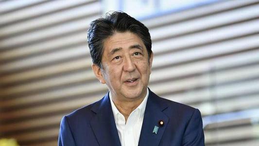 据悉日本首相安倍晋三计划辞职，日经225指数跳水跌2.5%